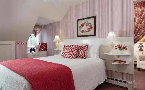 Four Chimneys Inn image 35
